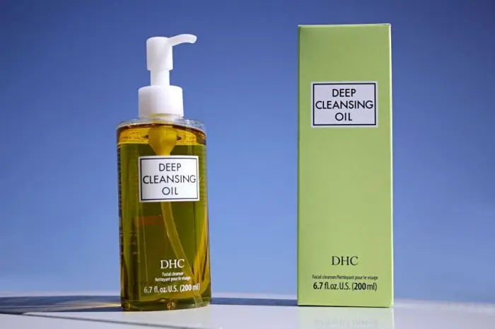 DHC Deep Cleansing Oil